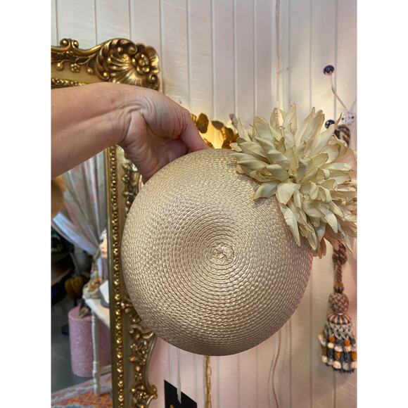 vintage 1960s cloche style hat with mum mr john huge flower beige straw 60s mod - Picture 4 of 5
